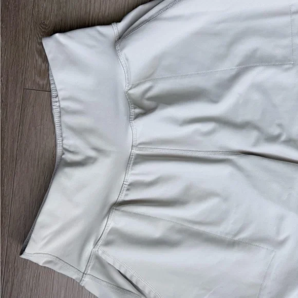 Old Navy Women's Cream Leggings - Picture 3 of 4